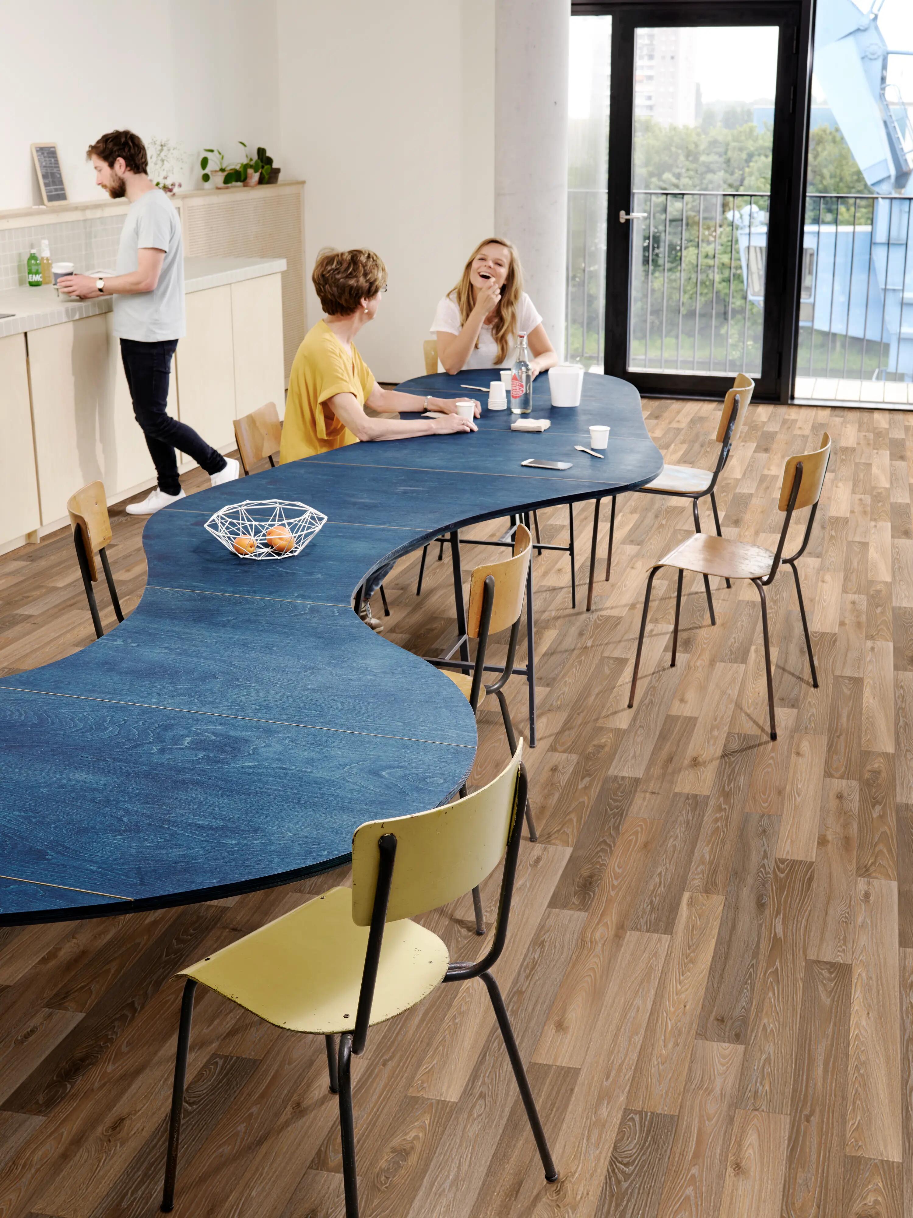 Beauflor-Vinyl rolls-Fumed Oak-160M