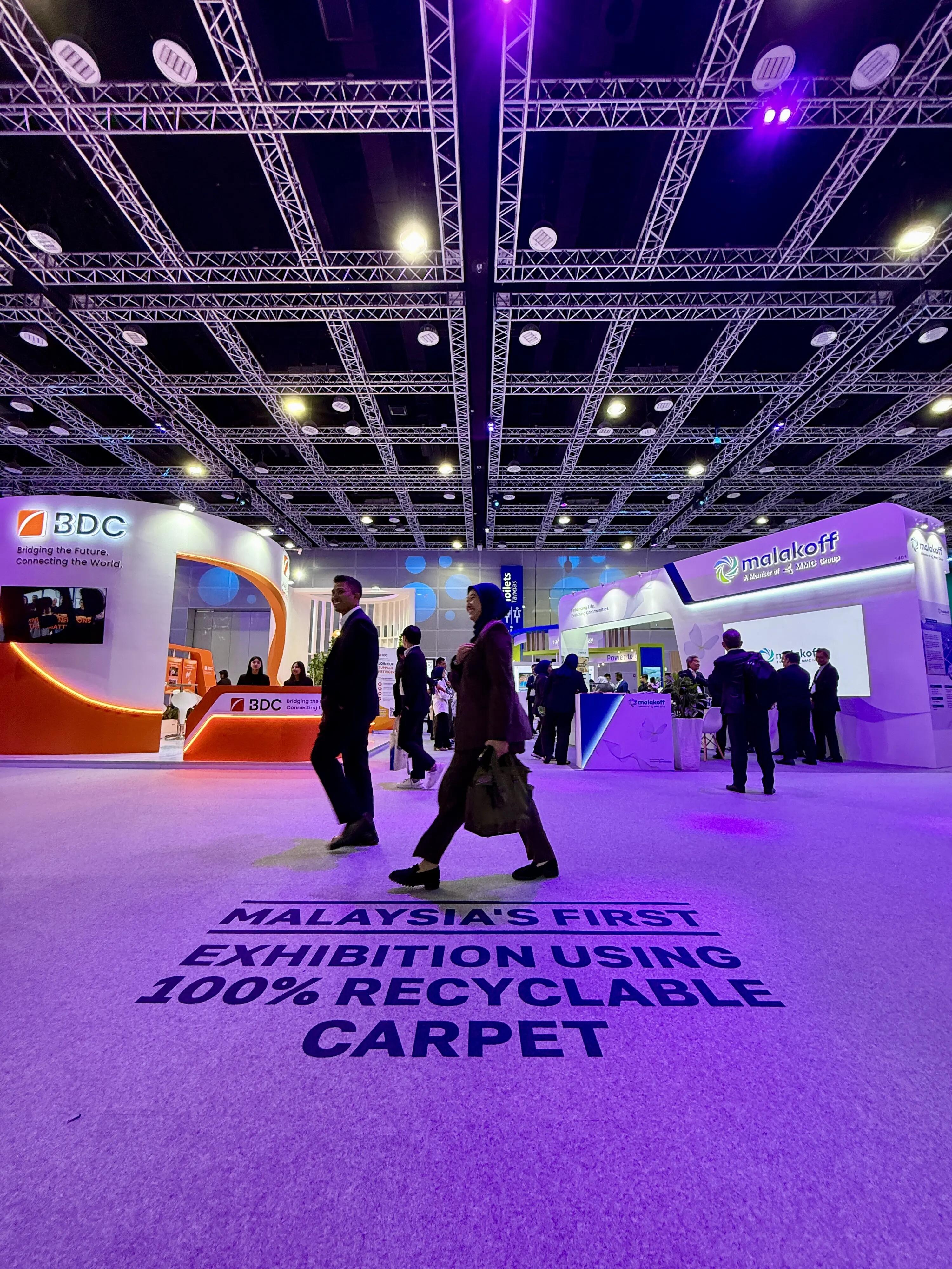 Find - Design Fair Asia | Rewind Event Carpet | Beaulieu Needle Felt