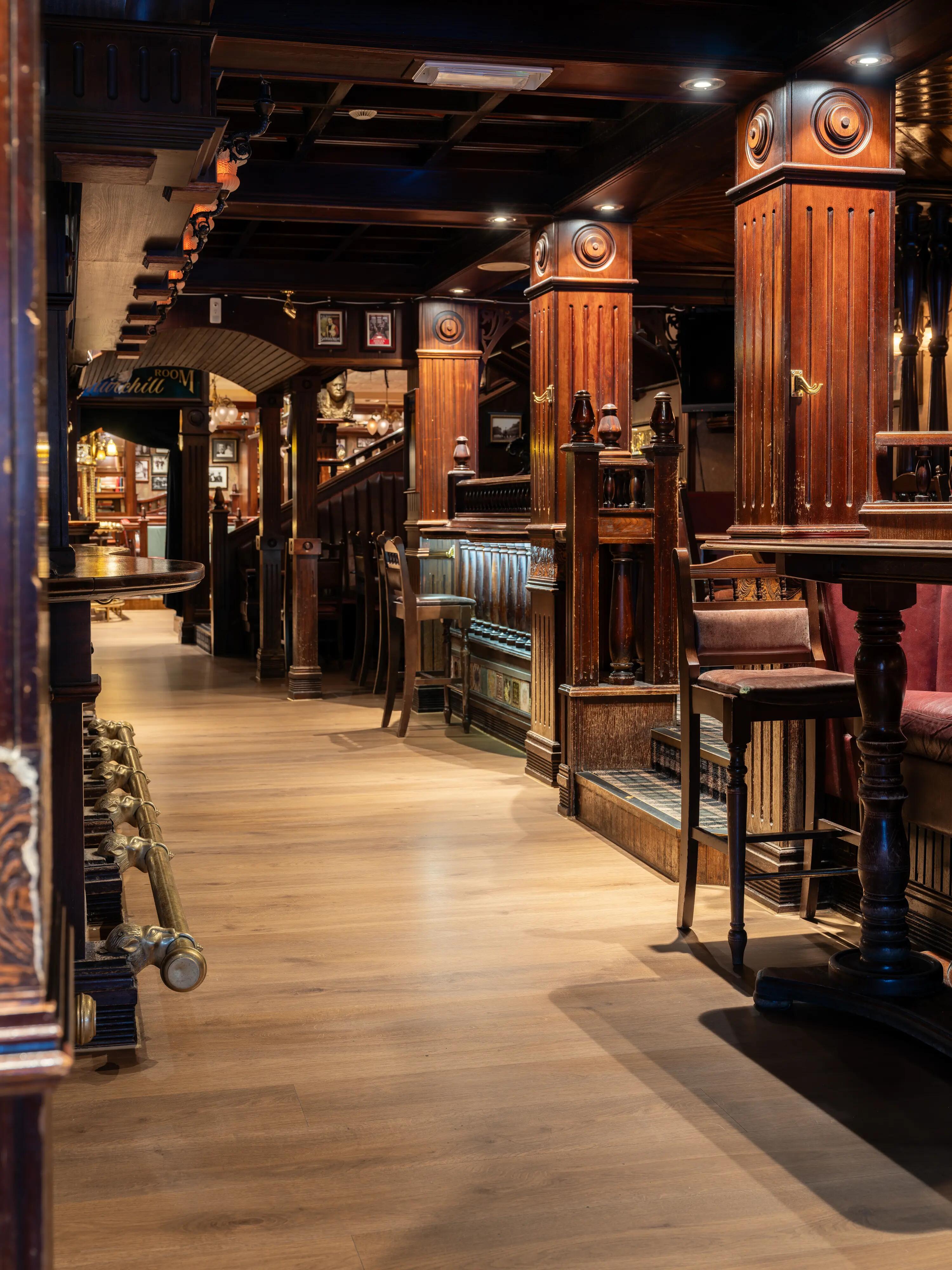 Lille London Pub